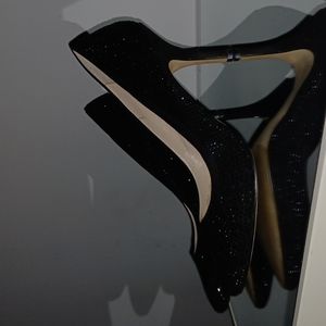 I.N.C embellished pumps